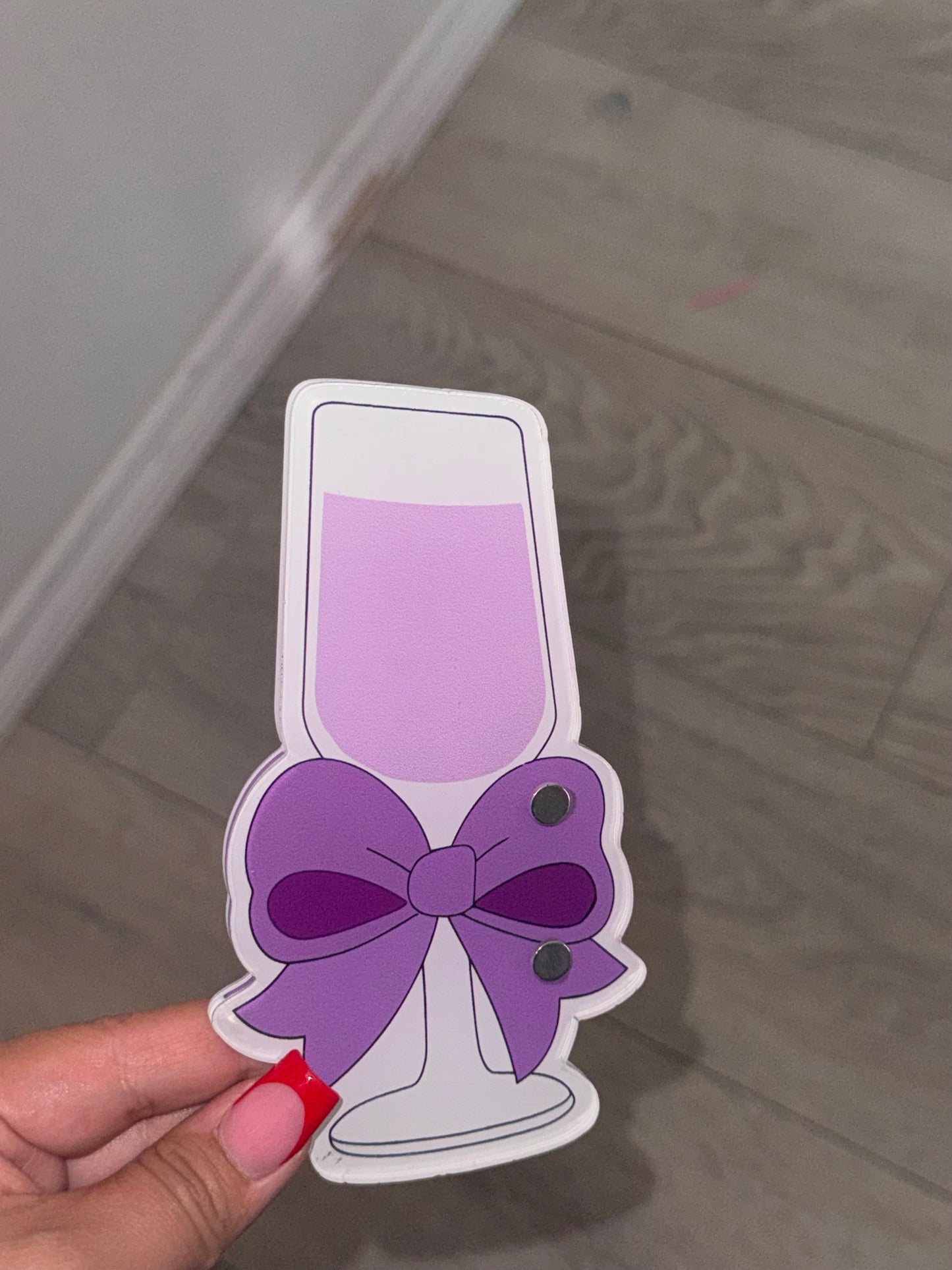 Wine Lash Tile