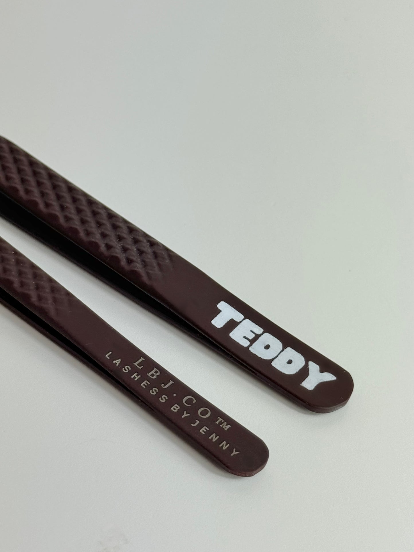 TEDDY TWEEZER 🐻